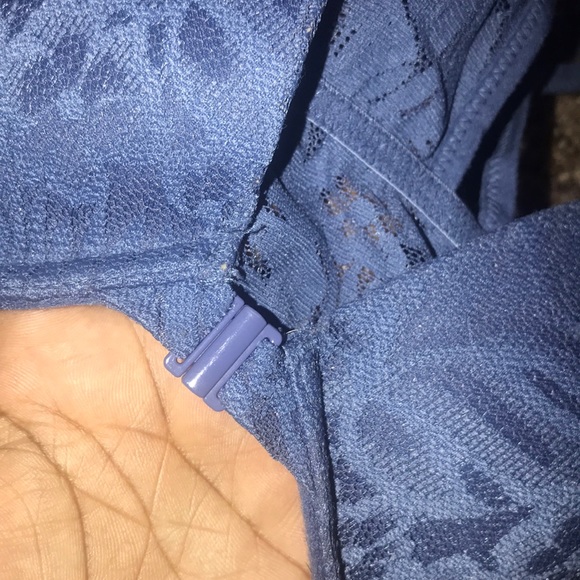 Pink bra - Picture 3 of 4